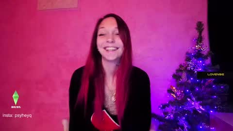 LUCY -----    online show from December 8, 3:56 pm