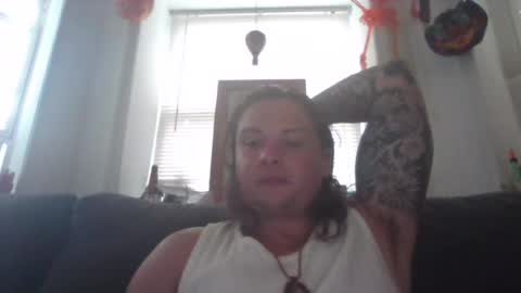 publiconly online show from August 9, 11:48 am