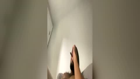 puertoricanmarcus online show from June 26, 6:19 am
