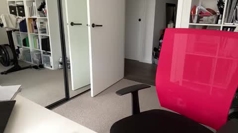 puffiest online show from April 10, 4:40 am