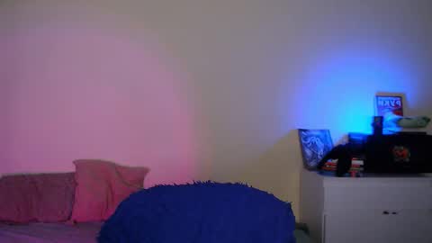 EsteticHouse online show from October 18, 5:06 pm