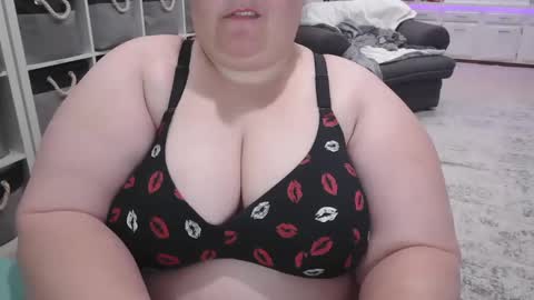 Puggie -  online show from January 25, 11:11 pm