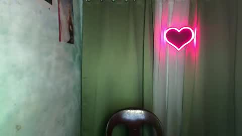 madison online show from April 1, 1:41 pm