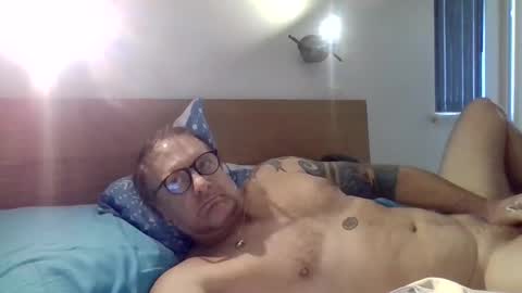 pulllin4u online show from April 28, 1:03 am