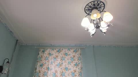 Victoria online show from April 21, 2:51 am