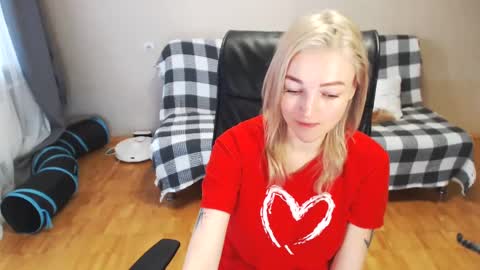 Polly online show from February 26, 3:57 am