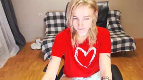 Polly online show from January 19, 11:56 am