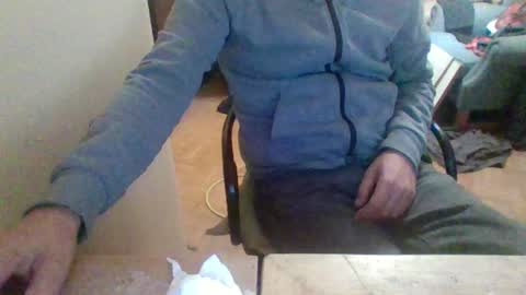 pup_y online show from September 27, 9:12 pm