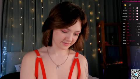 Sophie online show from December 17, 2:22 pm