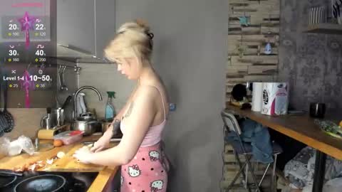 Katty online show from November 9, 2:42 pm