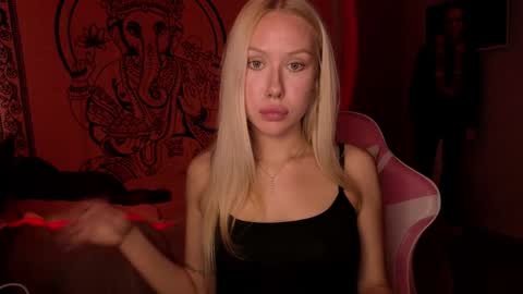 Megan online show from April 4, 12:45 pm