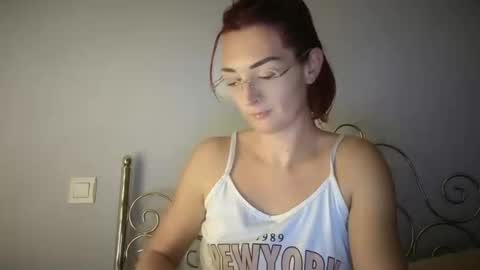 Snapshot of purplerainn69 chatting on September 21, 8:13 pm PurpleRainn69 Dina online show from September 21, 8:13 pm