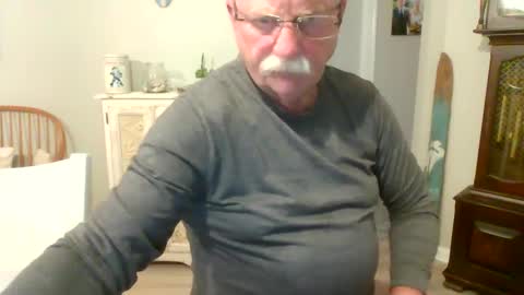 purpleshroom online show from February 28, 3:59 am