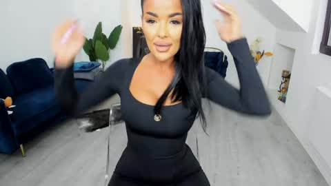 Andreea online show from April 23, 6:42 pm