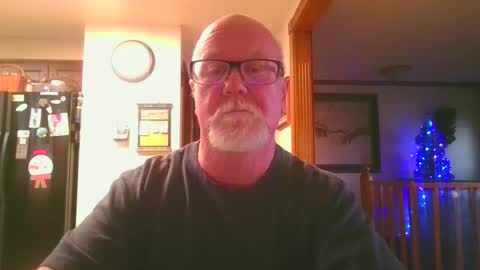 pussylover1365 online show from January 27, 10:38 pm