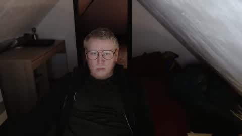 pussylovercb online show from December 3, 8:26 am