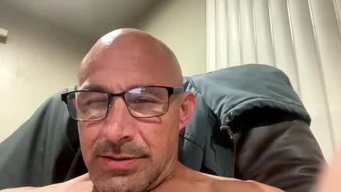 pussypleaser209 online show from April 27, 7:06 am