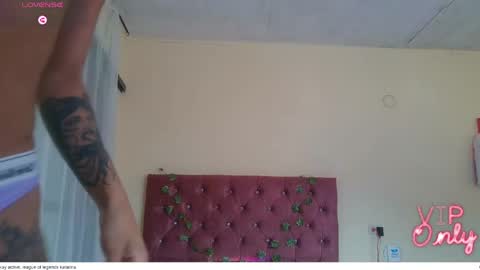 putinaicolls online show from April 23, 5:47 pm