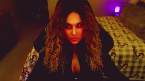 Kitty online show from April 26, 8:17 pm