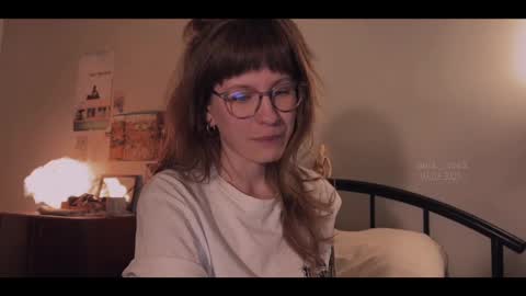    online show from March 3, 3:54 pm