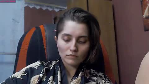 Lola online show from February 27, 2:10 pm