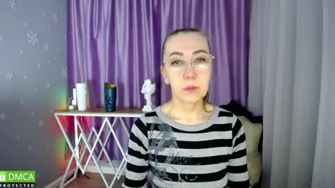 Snapshot of queen_a_n_i chatting on February 23, 2:40 am A N I  Ill be here on December 1st online show from February 23, 2:40 am