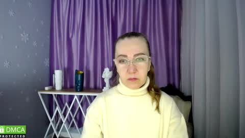 Snapshot of queen_a_n_i chatting on March 9, 8:18 am A N I  Ill be here on December 1st online show from March 9, 8:18 am