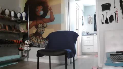 QnAnitaDix online show from November 28, 9:27 am