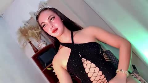 queen_danaya online show from March 18, 6:08 am