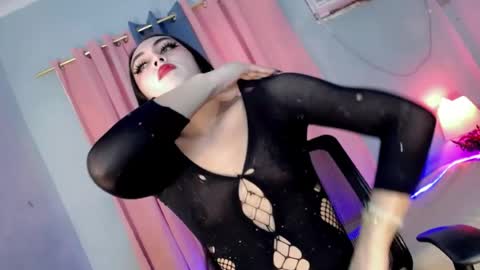queen_danaya online show from July 21, 12:12 am
