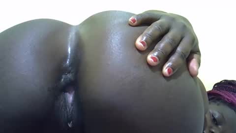Snapshot of queen_darling3 chatting on September 19, 8:01 pm Gentrix online show from September 19, 8:01 pm