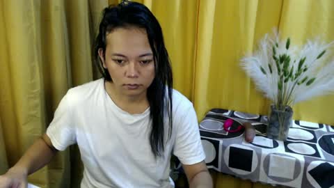 queen_ennah online show from June 21, 8:37 pm