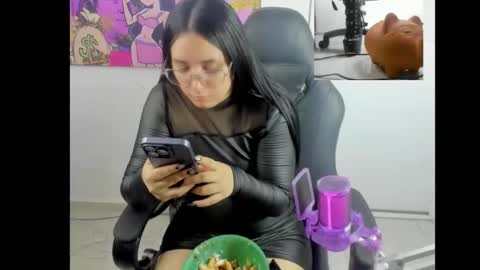 queen_findom1 online show from February 3, 6:40 am