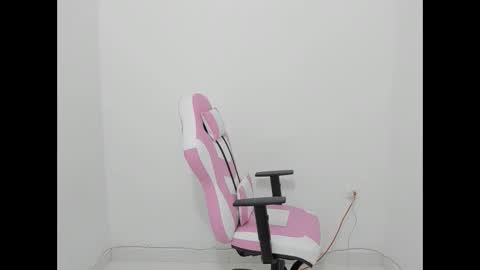 queen_lan online show from December 3, 8:22 pm