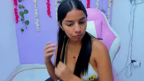 queen_lan online show from February 4, 9:10 pm