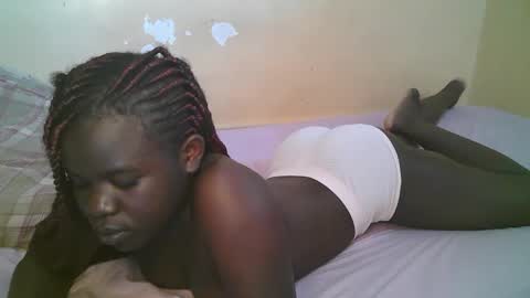 queen_latasha online show from March 12, 9:02 am