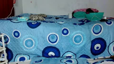 queen_luisadirty online show from May 19, 1:56 am