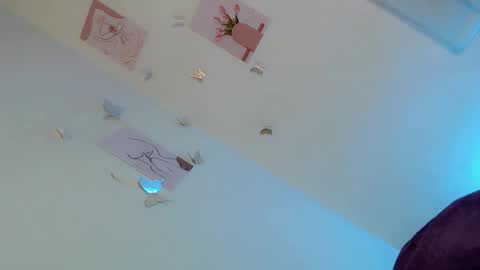 CHESKA FUCK online show from May 8, 11:43 pm