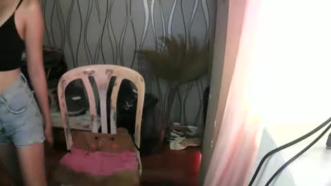 queen_seavera1 online show from December 17, 3:24 am