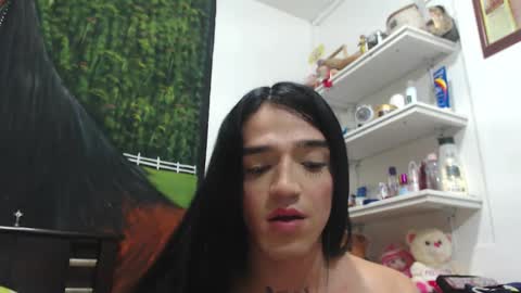 Snapshot of queenammy666 chatting on October 18, 10:08 am queenammy666 online show from October 18, 10:08 am