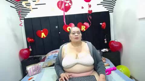 VickyBoobss online show from February 15, 1:21 pm