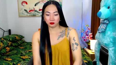 QUEEN online show from January 26, 7:21 am