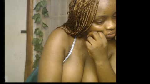 Zoey online show from April 6, 8:15 am