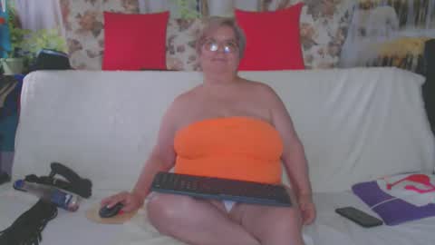 QueenPammy online show from September 17, 2:09 pm