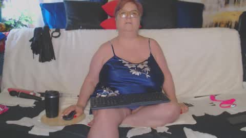 QueenPammy online show from April 9, 9:26 am