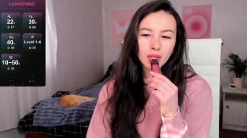 Anna online show from March 27, 7:36 am