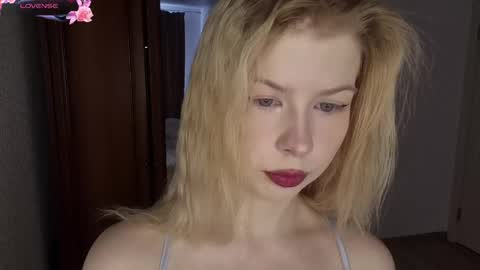 Tate online show from May 14, 6:33 am