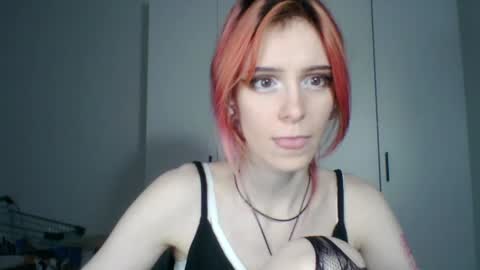 Lana Pollio online show from June 28, 3:19 pm