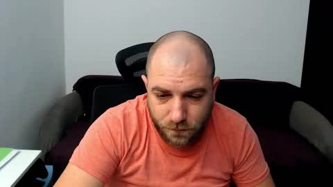 R0bila online show from October 6, 9:38 am