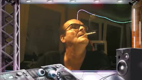 dj mike online show from November 15, 10:33 pm